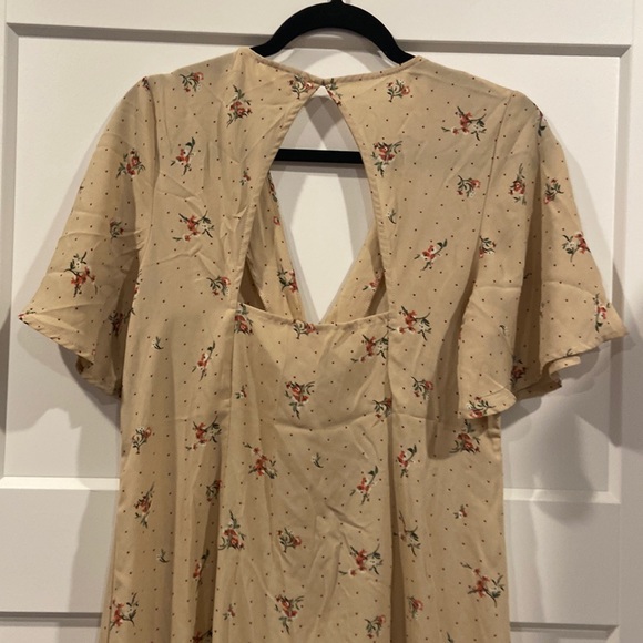 SuperFoxx Large button down midi floral and polka dots ECU - Picture 2 of 15